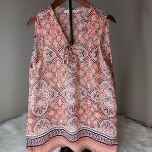 Violet + Claire Top Blouse Womens Medium Moroccan Print Medallion Border V-Neck